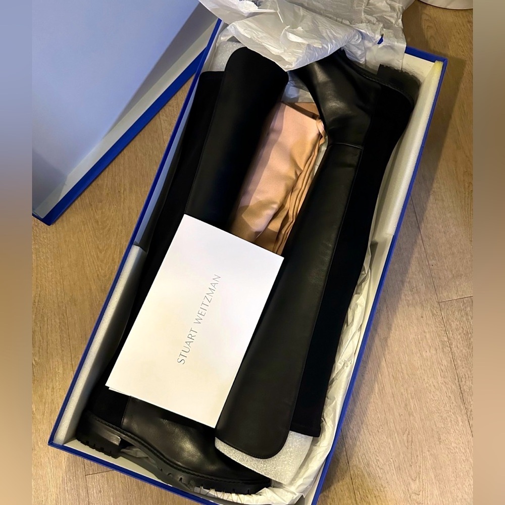 Brand New Stuart Weitzman City Leather Boots